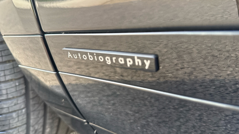 Land Rover Range Rover Evoque 2.0 D200 Autobiography 5dr Auto [Revised] Diesel Hatchback